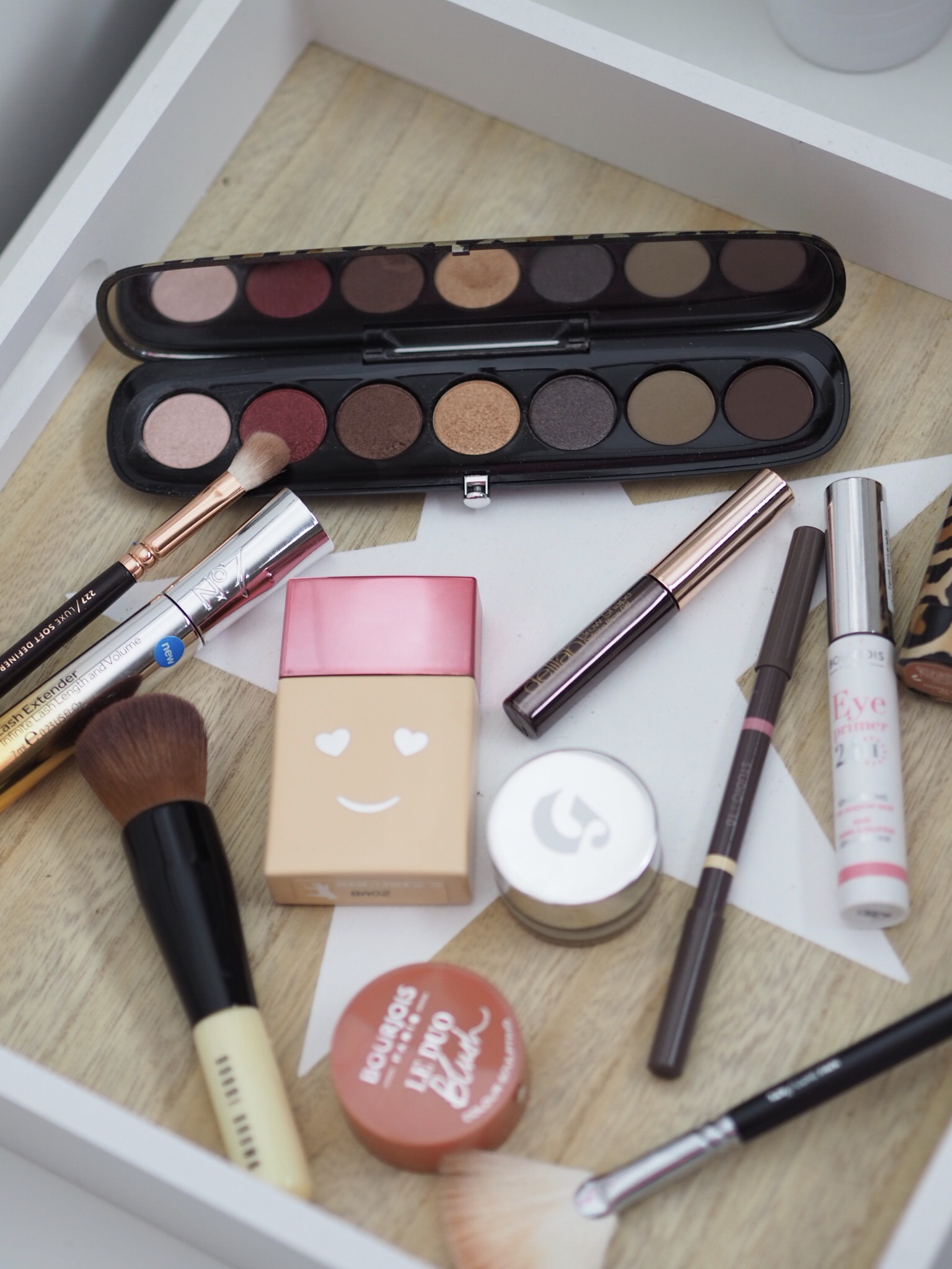 Benefit Hello Happy Foundation